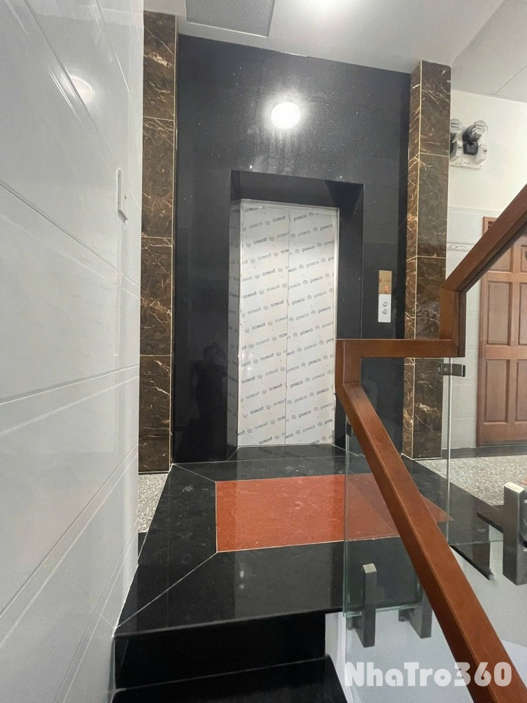 Ngay Coop Mart, full nội thất, gác cao, giá mềm