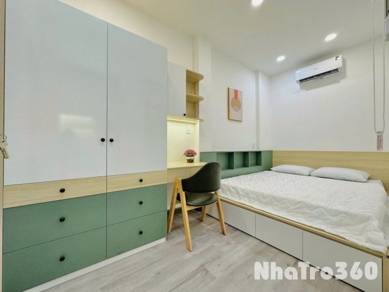 CĂN HỘ 2 PN BAN CÔNG FULL NỘI THẤT QUẬN 10 GẦN CẦU VƯỢT 3 THÁNG 2