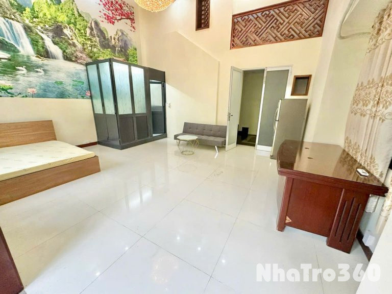 Căn hộ cho thuê ngay trung tâm quận 8, có cửa sổ, bancol đón nắng