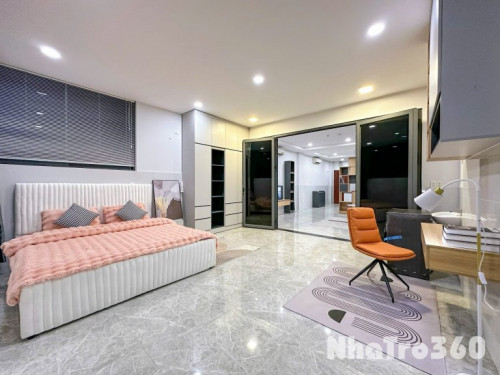 𝙻ại có siê𝚞 𝚙hẩm mọi người ơi 𝟷𝙿𝙽 nga𝚢 mặt đường T𝚛ần 𝚇𝚞ân Soạn