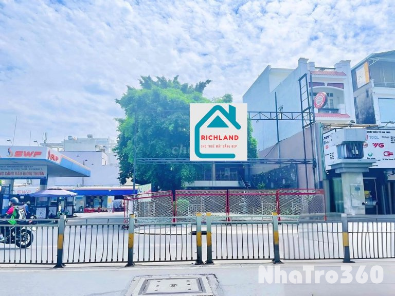 Cho Thuê Nhà GÓC 2MT:462 Luỹ Bán Bích - Q.Tân Phú. 12x41m, 2 tầng_Giá 150 Triệu