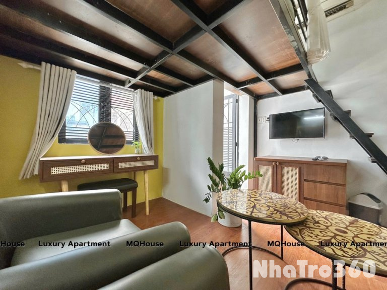 Duplex ban công full nội thất gần CV Lê Thị Riêng