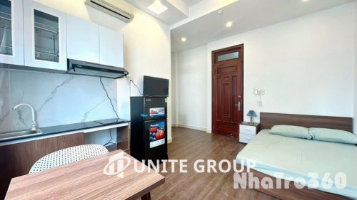 CĂN HỘ CỬA SỔ FULL NỘI THẤT QUẬN 1 GẦN CÔNG VIÊN LÊ VĂN TÁM