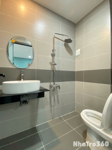 STUDIO BAN CÔNG FULL NT ĐỐI DIỆN ETOWN CỘNG HOÀ