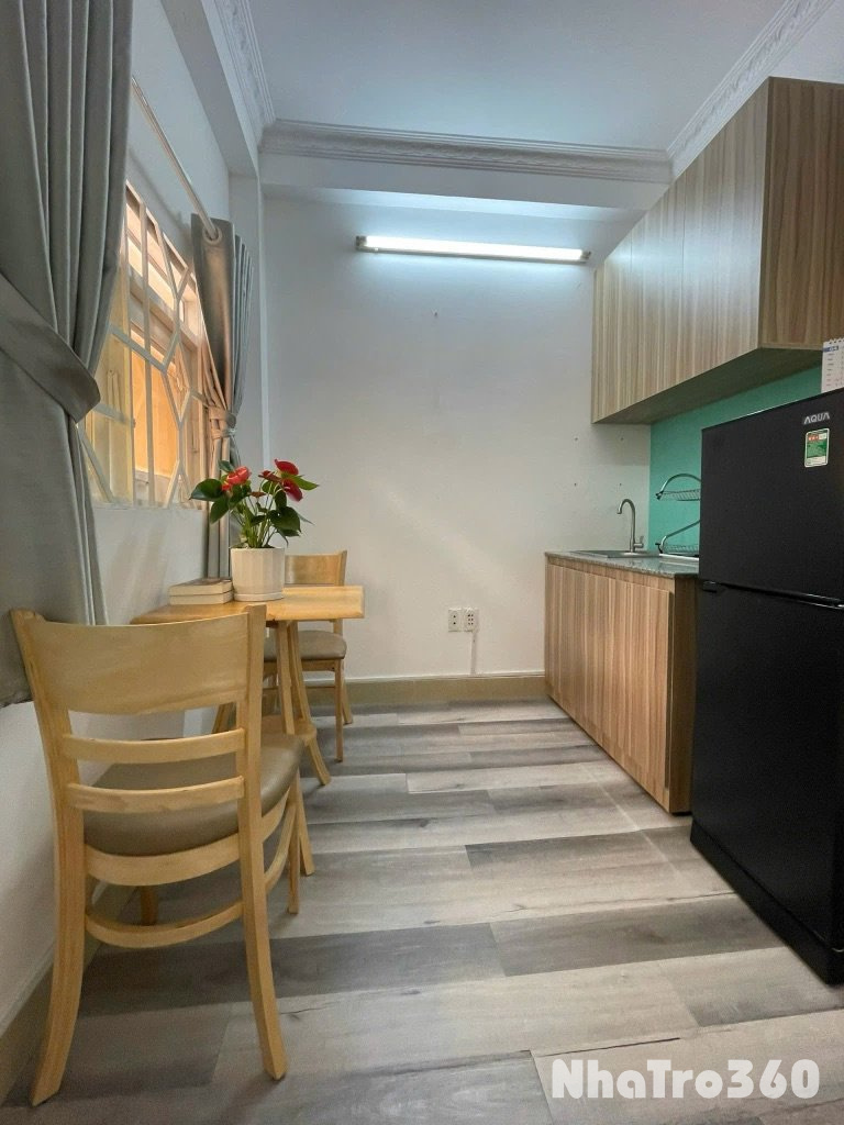Căn hộ tách bếp full nội thất Đường 3/2 Quận 10