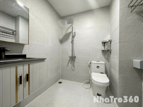 CHO THUÊ CĂN HỘ 2PN ĐẸP KENG MẶT TIỀN 3/2 QUẬN 10