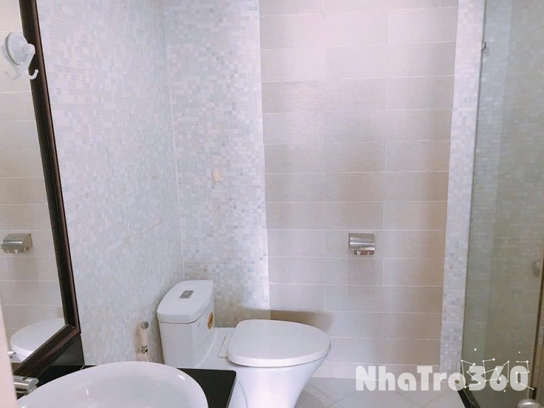 Căn hộ full nội thất ban công 40m2 Lý Chính Thắng