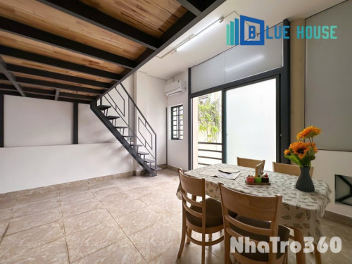 Duplex mới xây trống sẵn, gác to, cửa sổ thoáng ngay đường Ba Vân