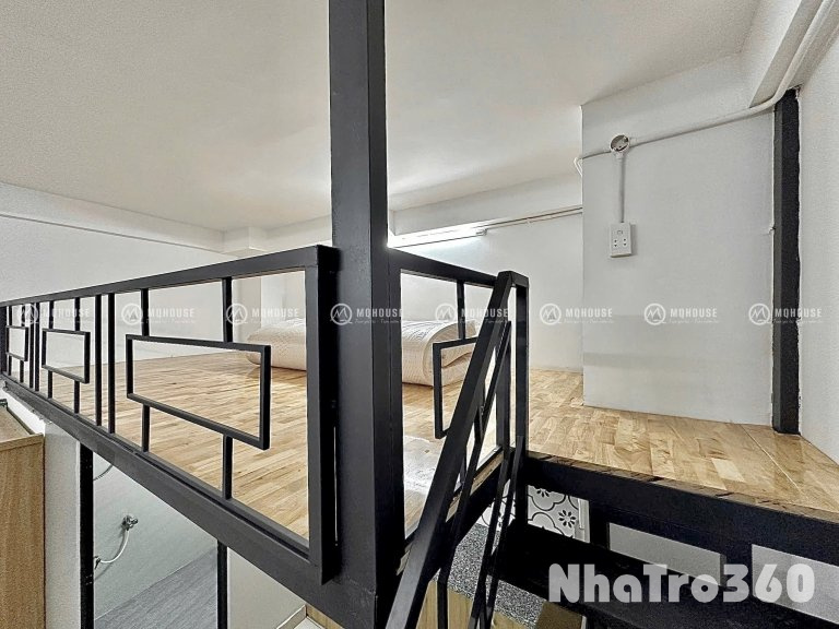 Duplex mới xây trống sẵn, gác to, cửa sổ thoáng ngay đường Ba Vân