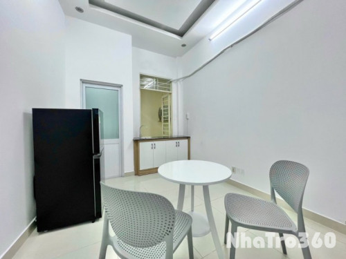 1PN riêng Quận 4, cửa sổ lớn thoáng mát, ĐH Luật