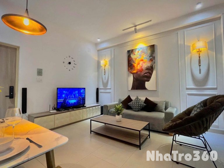 Căn hộ full nội thất ban công Khánh Hội quận 4