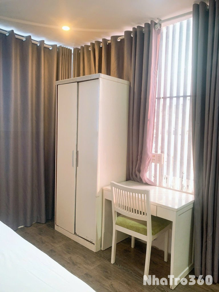 CĂN HỘ CỬA SỔ FULL NỘI THẤT QUẬN 1 GẦN CÔNG VIÊN LÊ VĂN TÁM