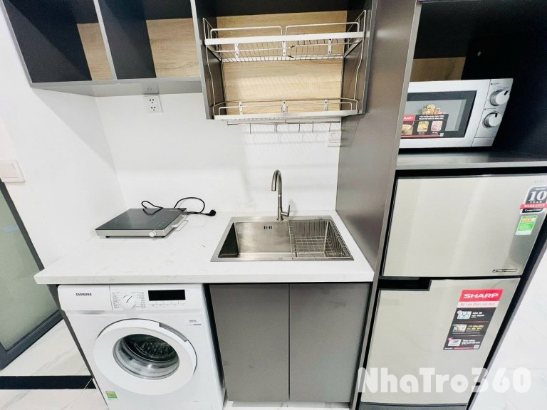 Trống Sẵn Căn Hộ 1 Phòng Ngủ Bancol Tách Bếp Gần Cầu Nguyễn Văn Cừ