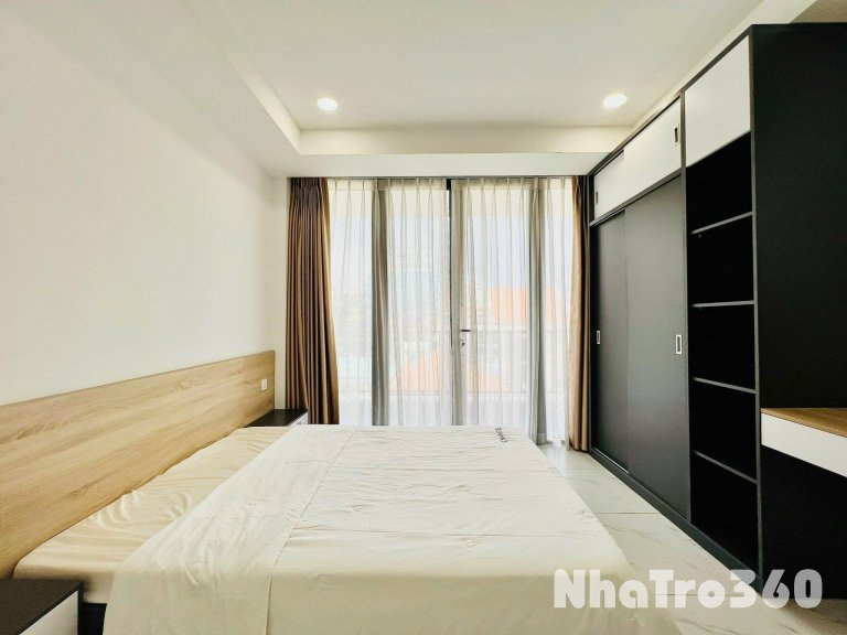 Trống Sẵn Căn Hộ 1 Phòng Ngủ Bancol Tách Bếp Gần Cầu Nguyễn Văn Cừ