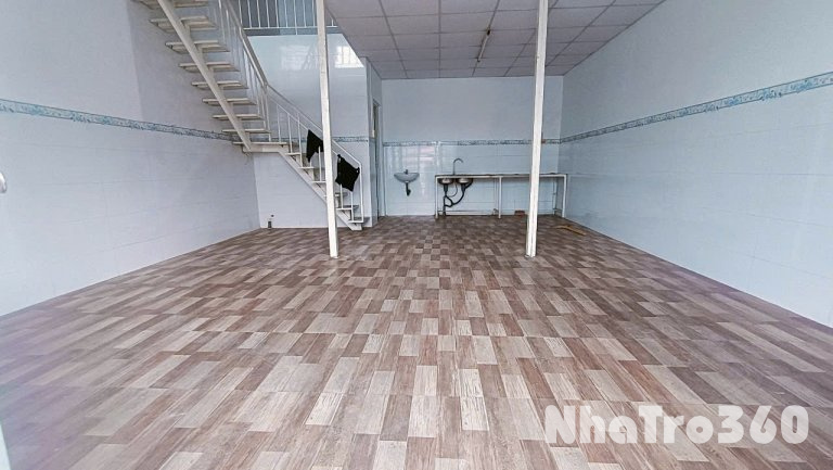 Cho thuê nhà 4,5 triệu gần sân bóng An Bình thuận lợi cho việc kinh doanh