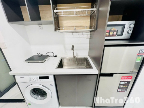 Trống Sẵn Căn Hộ 1 Phòng Ngủ Bancol Tách Bếp Gần Cầu Nguyễn Văn Cừ