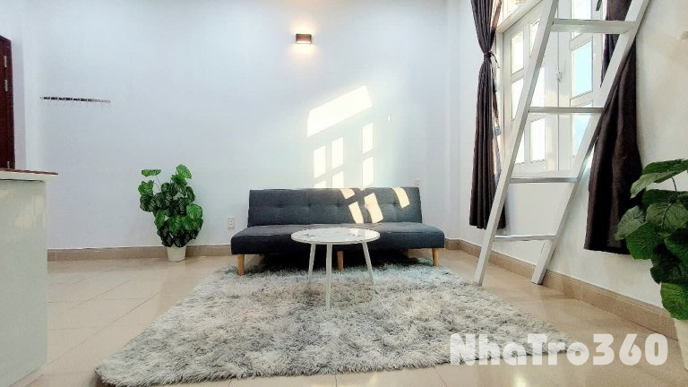 Duplex Ban Công, Full Nội Thất Trống Sẵn Ngay Sát Etown