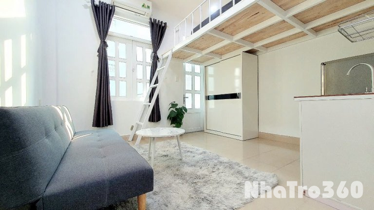 Duplex Ban Công, Full Nội Thất Trống Sẵn Ngay Sát Etown