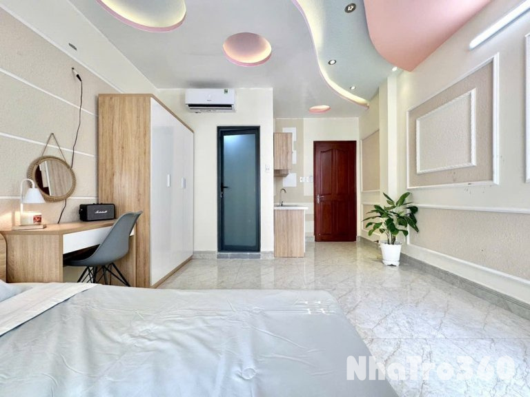 Căn hộ full nội thất ban công 40m2 Lý Tự Trọng