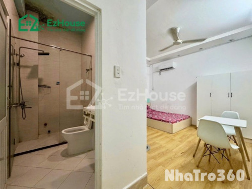 Phòng full nội thất, tự do