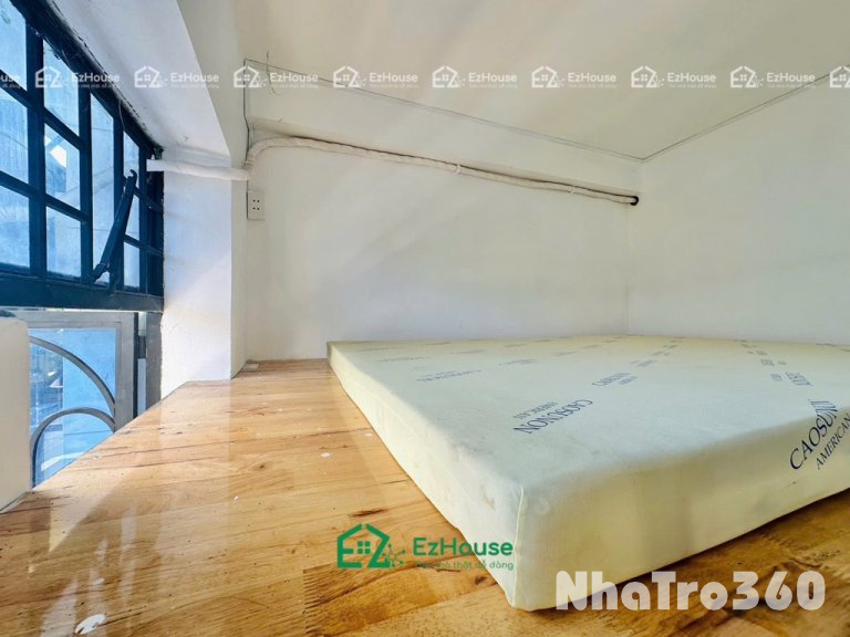 Phòng trọ bancol riêng hướng sáng tốt - xe free