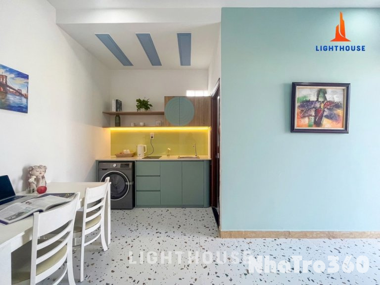 Căn hộ full nội thất ban công trên đường 3 THÁNG 2