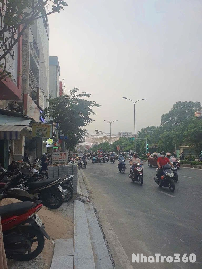 Cho thuê nhà Mặt Tiền 309 - 311 Lê Đại Hành, P. 13, Quận 11-Giá 100 Triệu