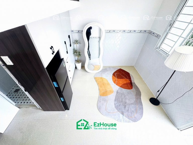 Nhà mới 100%, ngay mặt tiền, gác cao