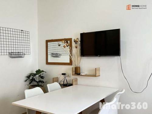 Căn hộ 1PN ban công - nội thất cao cấp - có dịch vụ dọn phòng - khu vực đường Hoàng Sa