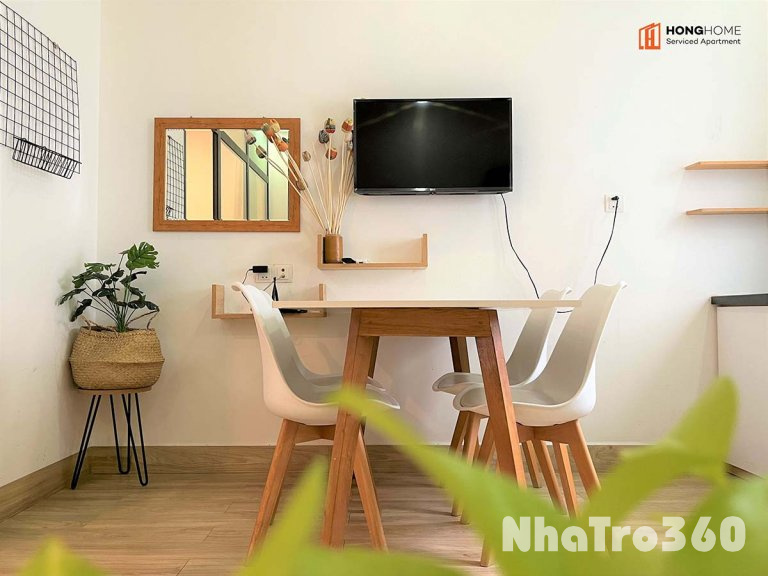 Căn hộ 1PN ban công - nội thất cao cấp - có dịch vụ dọn phòng - khu vực đường Hoàng Sa