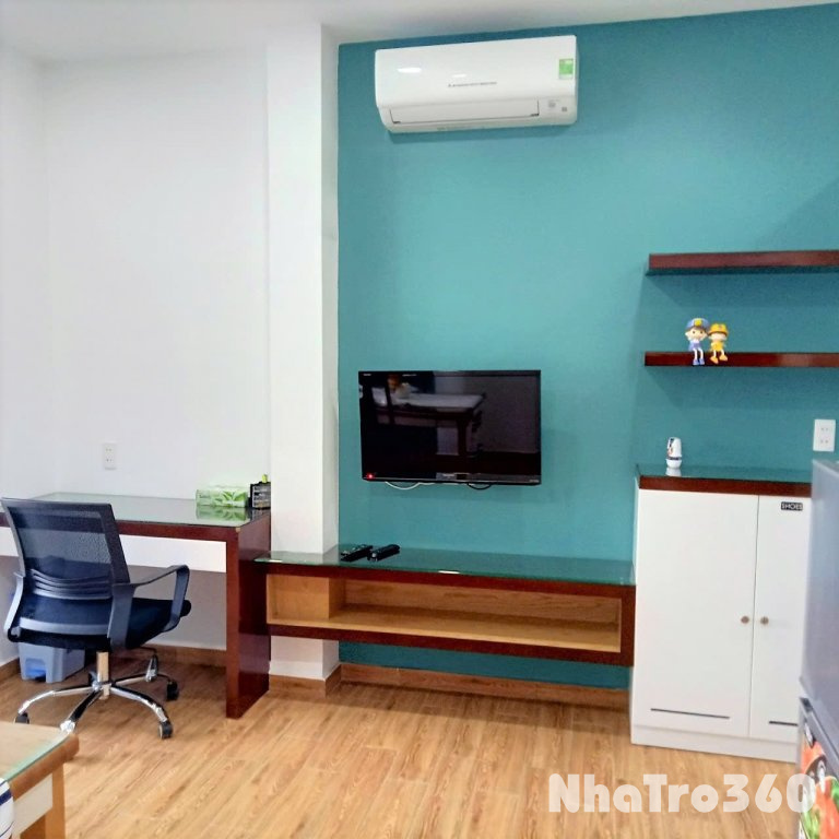 Phòng tách bếp cửa sổ to ban công ngay Lê Văn Sỹ, P1 thuê giá hưu nghị