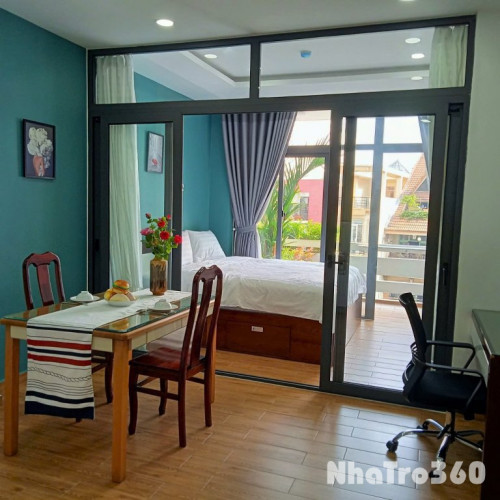 Phòng tách bếp cửa sổ to ban công ngay Lê Văn Sỹ, P1 thuê giá hưu nghị