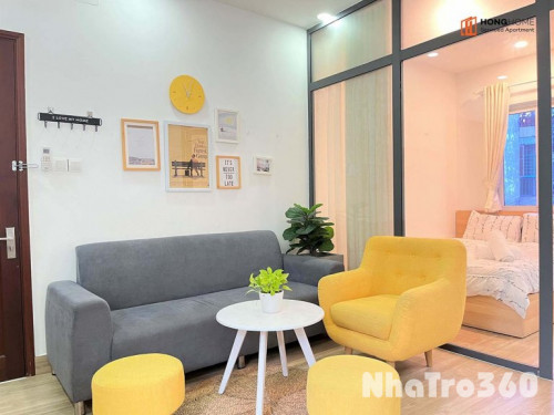 Căn hộ 1PN ban công - nội thất cao cấp - có dịch vụ dọn phòng - khu vực đường Hoàng Sa