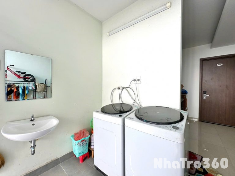 CĂN HỘ CỬA SỔ FULL NỘI THẤT QUẬN 10 GẦN CÔNG TRƯỜNG DÂN CHỦ