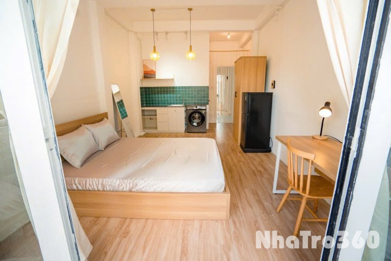 Cho thuê căn hộ Studio Ban công, Máy giặt riêng Q1 gần công viên Lê Văn Tám