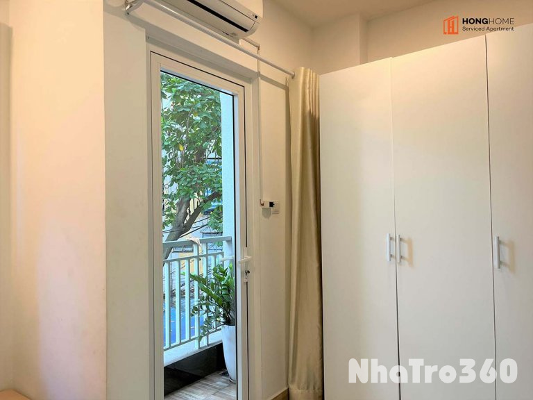 Căn hộ 1PN ban công - nội thất cao cấp - có dịch vụ dọn phòng - khu vực đường Hoàng Sa