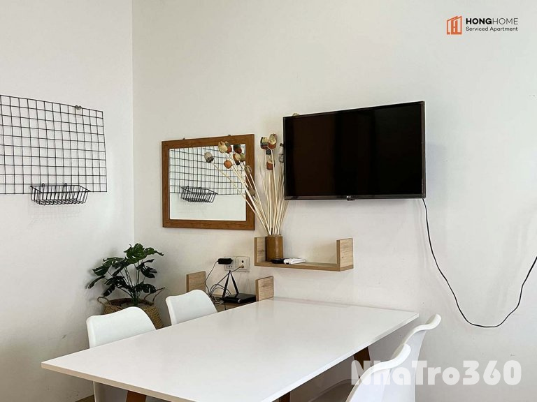 Căn hộ 1PN ban công - nội thất cao cấp - có dịch vụ dọn phòng - khu vực đường Hoàng Sa