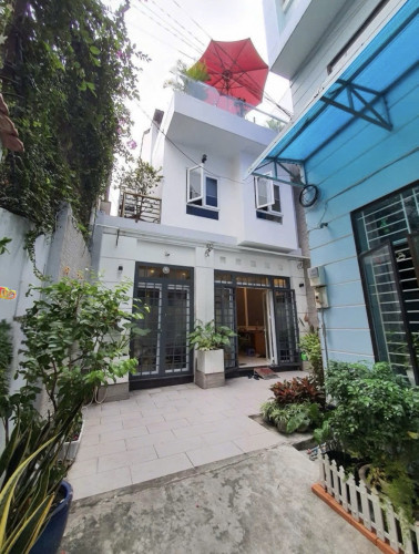 Cho thuê căn hộ Q10, rộng 50m2 || ngay Điện Biên Phủ || gần Vòng xoay Dân Chủ, Toà Nhà Viettel, BV Bình Dân