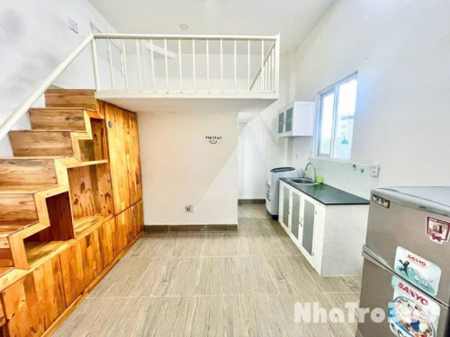 Cho thuê duplex máy giặt riêng ngay etown