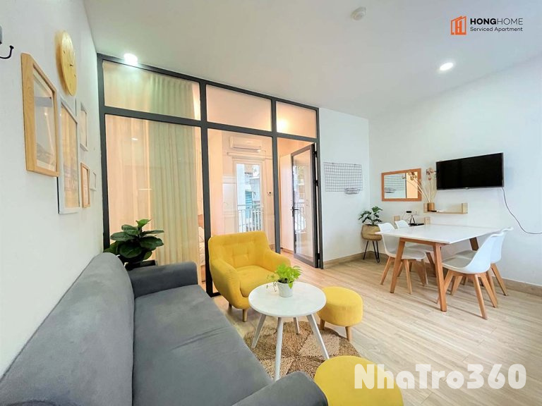 Căn hộ 1PN ban công - nội thất cao cấp - có dịch vụ dọn phòng - khu vực đường Hoàng Sa