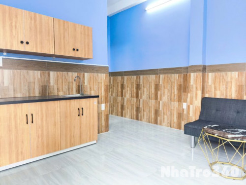 Căn hộ 1PN nội thất mới 100% - máy giặt riêng - ban công - thang máy - gần vòng xoay Lê Đại Hành quận 11