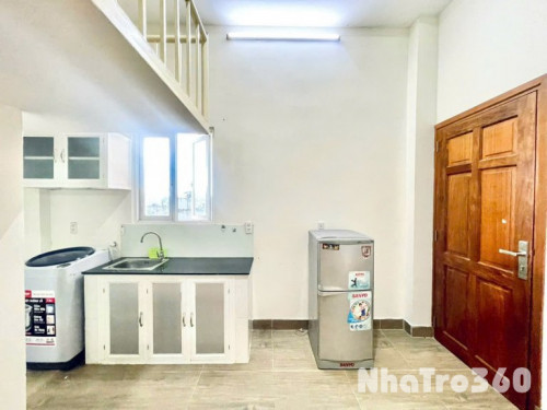 Cho thuê duplex máy giặt riêng ngay etown