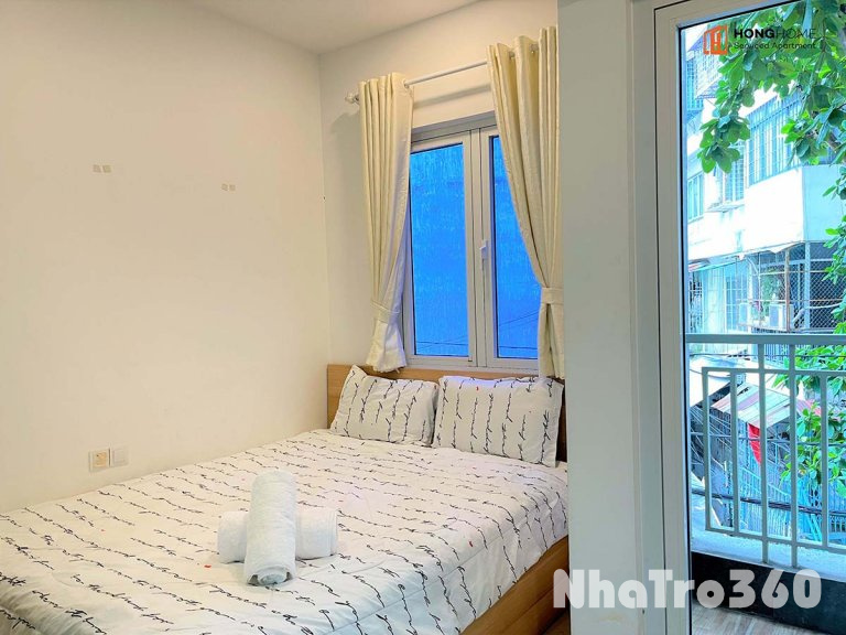 Căn hộ 1PN ban công - nội thất cao cấp - có dịch vụ dọn phòng - khu vực đường Hoàng Sa