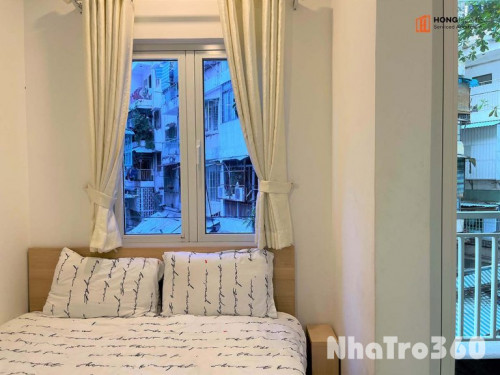 Căn hộ 1PN ban công - nội thất cao cấp - có dịch vụ dọn phòng - khu vực đường Hoàng Sa