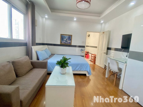 Căn hộ cho thuê ngay trung tâm quận 8, Full nội thất, có bancol thoáng mát