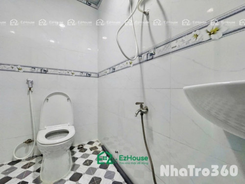 Ngay ngã tư 4 xã, giếng trời, sân phơi,thoáng mát