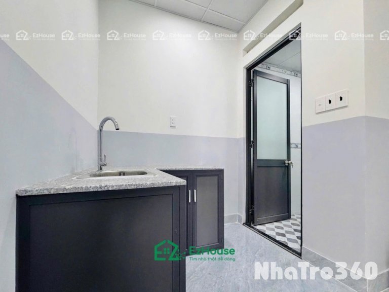 Ngay ngã tư 4 xã, giếng trời, sân phơi,thoáng mát