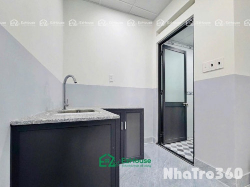 Ngay ngã tư 4 xã, giếng trời, sân phơi,thoáng mát