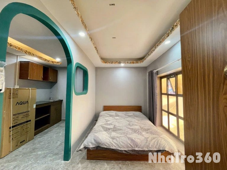 Trống Sẵn Căn Hộ Tách Bếp Full Nội Thất Ngay Trung Tâm Quận 10