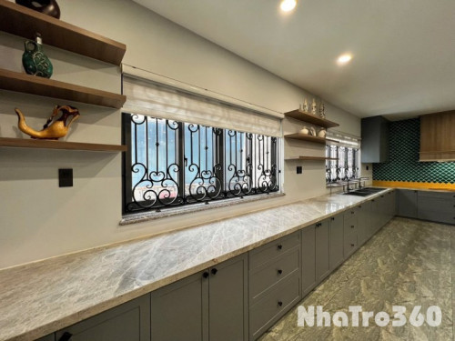 Cho Thuê Căn Hộ 3PN 1 kho và bếp siêu rộng Q3